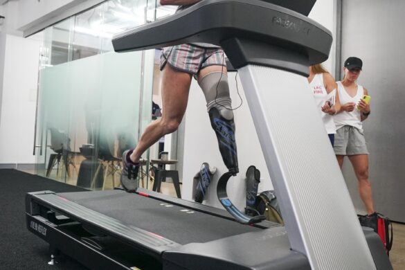 Mujer Rompe El Récord De 100 Millas En La Trotadora En Menos De Un Día